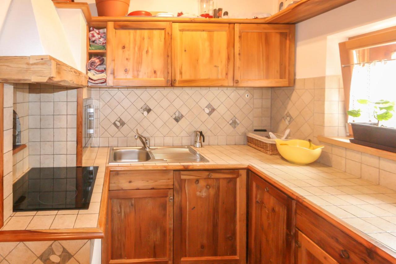 Tabia Elisa Apartment Кампитело ди Фаса Екстериор снимка